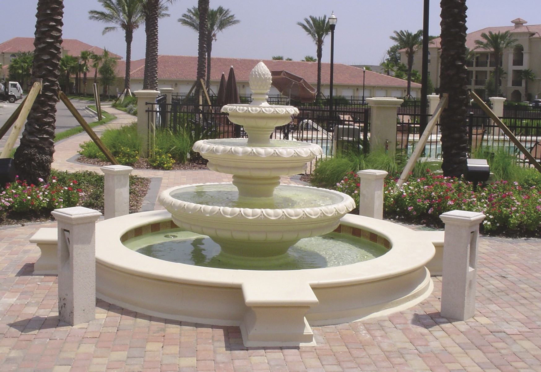 Mira Vista Fountain - amenity center